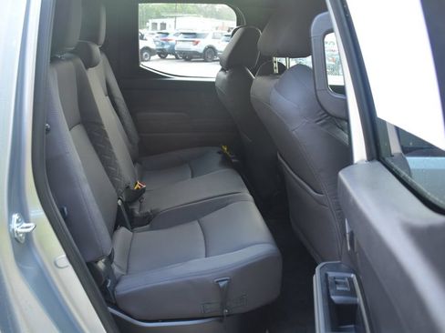 Used 2025 Toyota Tacoma SR AWD/4WD image 22