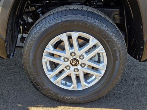 Used 2024 Toyota Tundra SR5 image 9