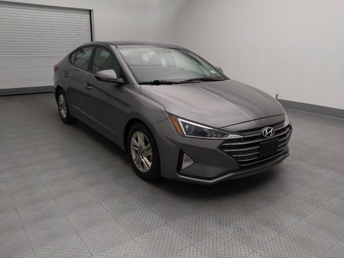 Used 2019 Hyundai Elantra SEL FWD image 13