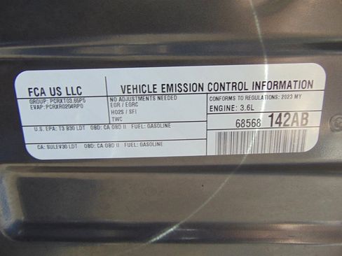 Used 2023 Jeep Grand Cherokee Altitude image 51