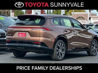 New 2025 Toyota Crown Signia video 2