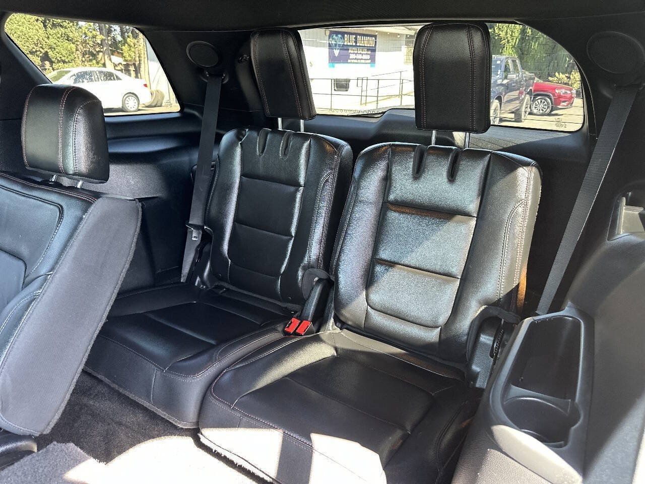 Used 2017 Ford Explorer Sport w/ Equipment Group 401A AWD/4WD image 17