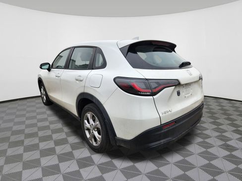 Certified 2023 Honda HR-V LX image 3