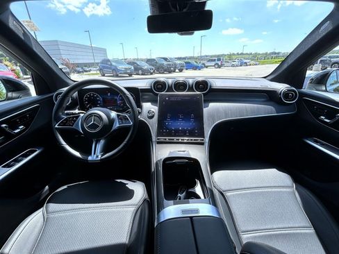 Used 2024 Mercedes-Benz GLC 300 4MATIC image 14