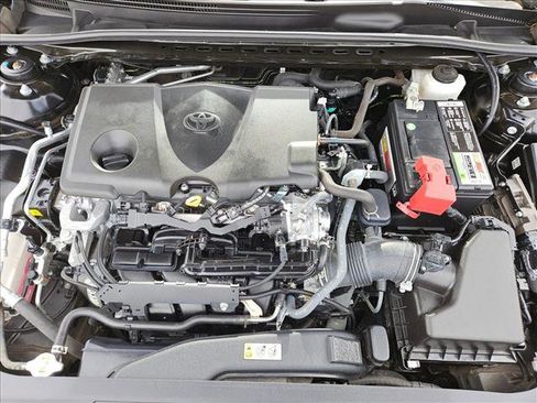 Used 2022 Toyota Camry SE w/ Carpet Mat Package (TMS) image 26