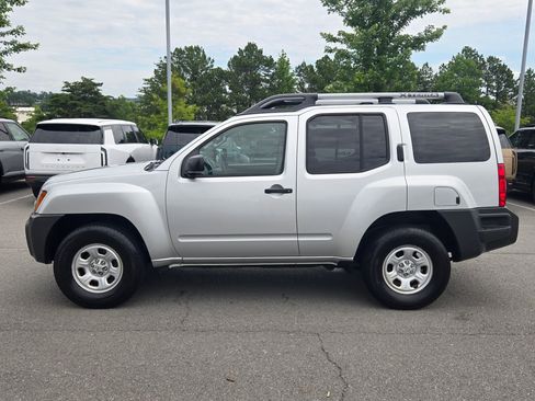 Used 2014 Nissan Xterra X AWD/4WD image 4