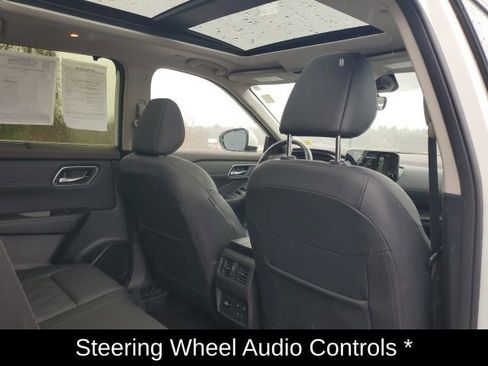 Certified 2023 Nissan Rogue Platinum w/ Platinum Premium Package image 16