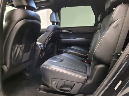 Used 2024 Hyundai Palisade Calligraphy image 12