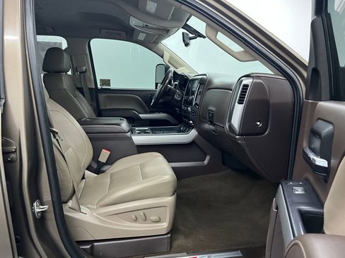 Used 2015 Chevrolet Silverado 2500 LTZ image 25