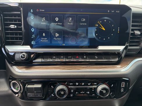 Used 2025 Chevrolet Silverado 1500 LT Trail Boss w/ Convenience Package II image 43