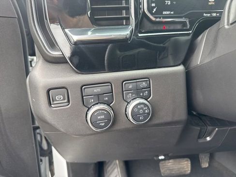 Used 2025 GMC Sierra 1500 SLT image 13