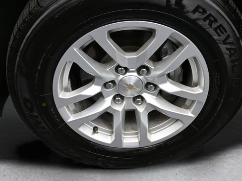 Used 2024 Chevrolet Tahoe LT AWD/4WD image 20