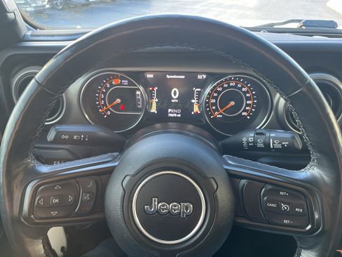 Used 2021 Jeep Wrangler Unlimited Sport image 14