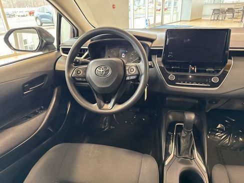 Used 2023 Toyota Corolla LE image 18