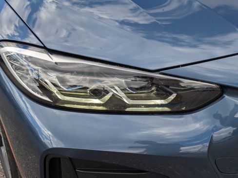 Used 2023 BMW 430i xDrive Convertible w/ M Sport Package image 10