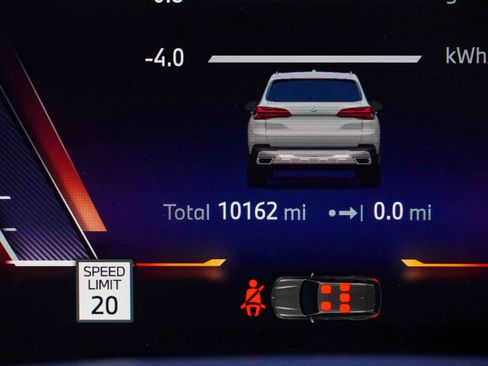 Certified 2025 BMW X5 xDrive50e w/ Premium Package image 22