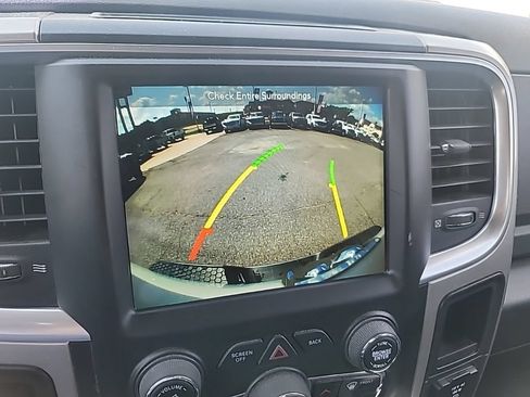 Used 2018 RAM 3500 SLT w/ Luxury Group RWD image 19