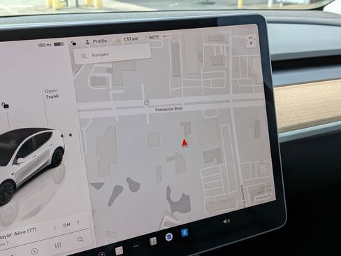 Used 2023 Tesla Model Y Long Range image 24