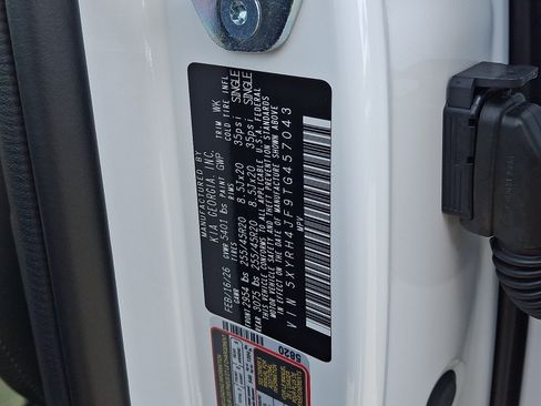 New 2026 Kia Sorento EX FWD image 17