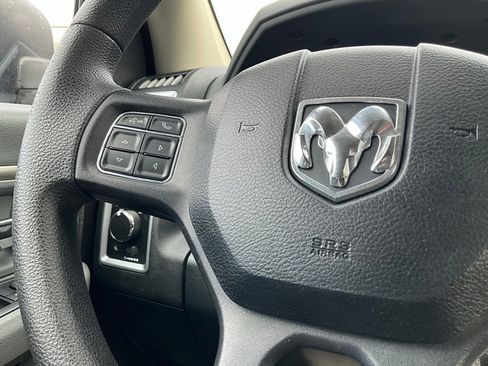 Used 2016 RAM 1500 Classic SLT image 19