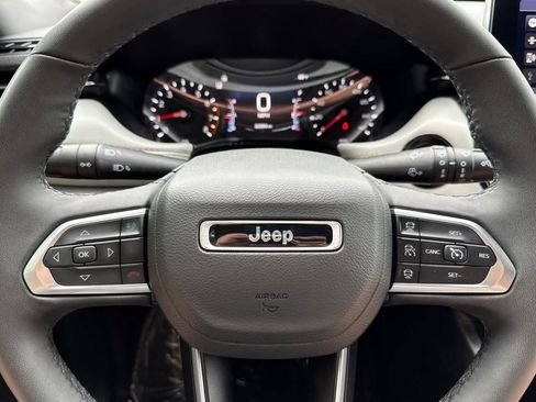 Used 2025 Jeep Compass Limited AWD/4WD image 23