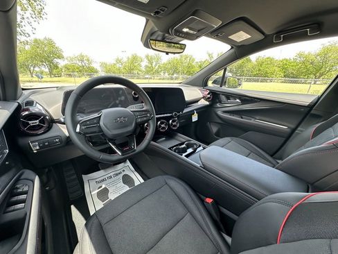 New 2025 Chevrolet Blazer EV RS image 16