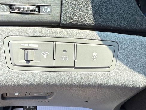 Used 2013 Hyundai Sonata GLS w/ Popular Equipment Pkg FWD image 16