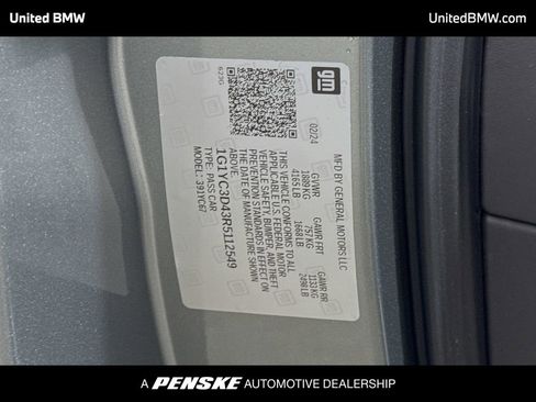 Used 2024 Chevrolet Corvette Stingray Premium Conv w/ Z51 Performance Package RWD image 13