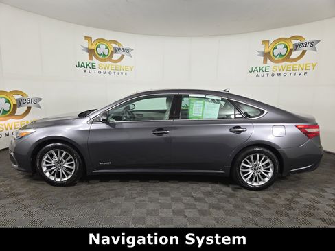 Used 2016 Toyota Avalon Limited image 6