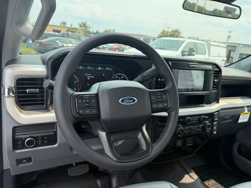 New 2025 Ford F350 XL w/ XL Driver Assist Package RWD image 37