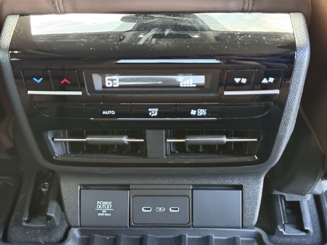 Used 2025 Acura MDX w/ Technology Package FWD image 30