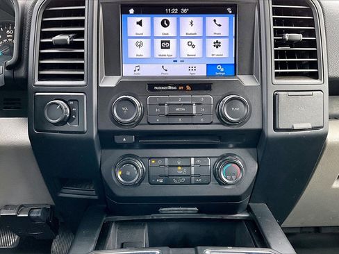 Used 2018 Ford F150 XL w/ Equipment Group 101A Mid image 14