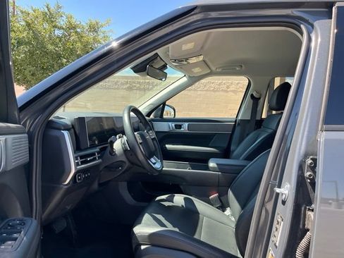 Used 2026 Hyundai Santa Fe SEL AWD/4WD image 10