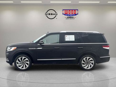 Used 2024 Lincoln Navigator Reserve image 6