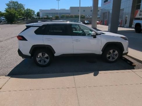 Used 2024 Toyota RAV4 XLE w/ Convenience Package AWD/4WD image 10