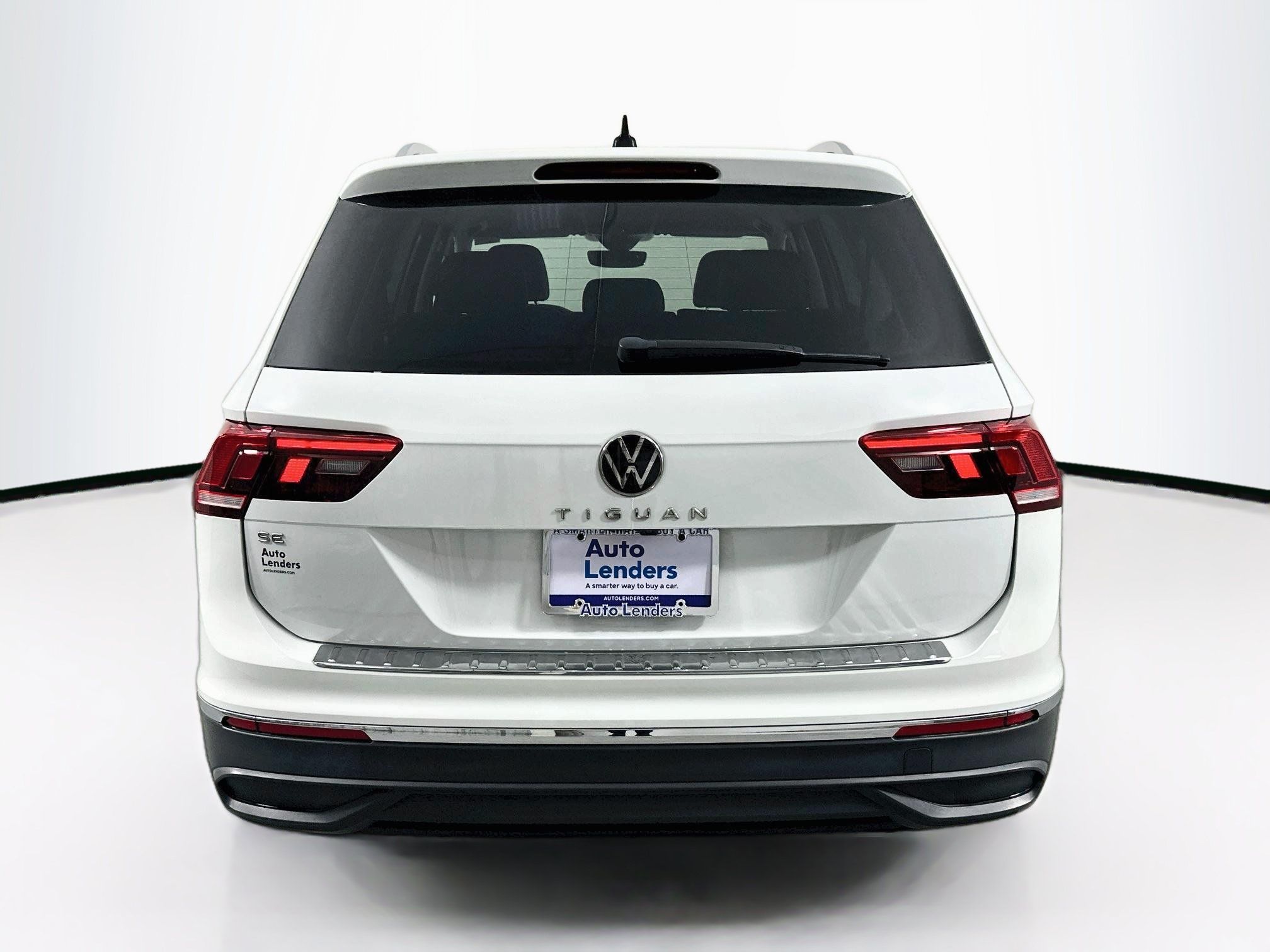 Used 2022 Volkswagen Tiguan SE FWD image 6
