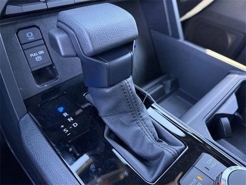 New 2026 Toyota Tundra SR5 image 18