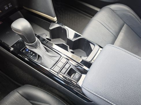 Certified 2025 Toyota Camry XSE FWD image 22