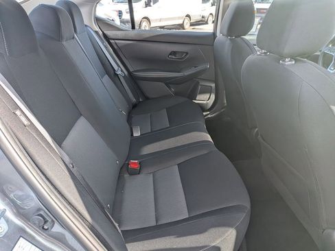 Used 2025 Nissan Sentra SV image 29