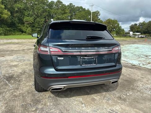 Certified 2023 Lincoln Nautilus Reserve FWD image 4