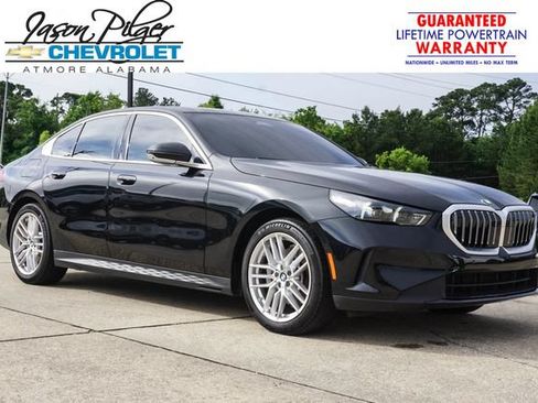 Used 2024 BMW 530i w/ Premium Package RWD image 1