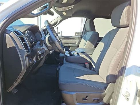 Used 2024 RAM 2500 Big Horn w/ Sport Appearance Package image 25