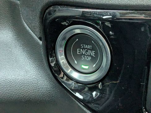 Certified 2026 Chevrolet Silverado 1500 LT AWD/4WD image 27