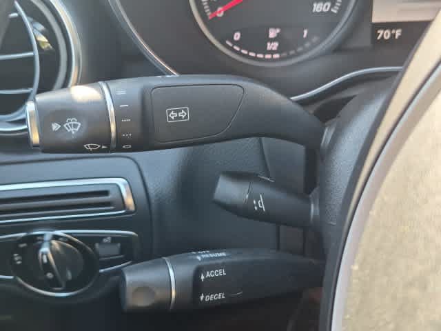 Used 2015 Mercedes-Benz C 300 4MATIC Sedan image 25