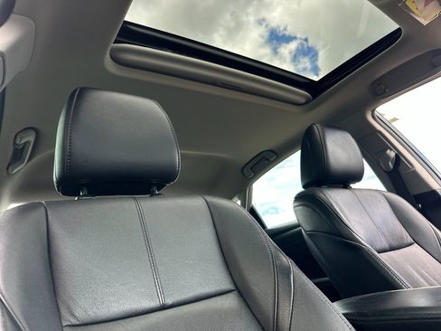 Used 2015 Toyota Avalon XLE Touring FWD image 15