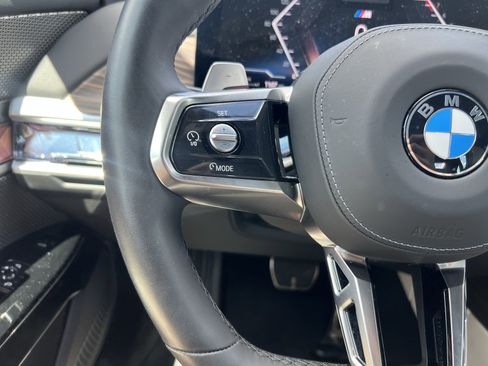 Certified 2025 BMW 740i RWD image 19