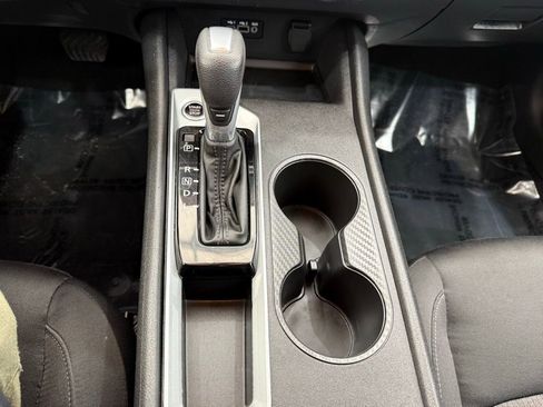 Used 2025 Nissan Altima 2.5 SV image 36