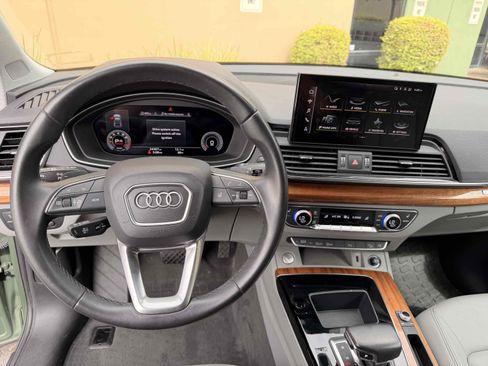 Used 2023 Audi Q5 2.0T Premium Plus AWD/4WD image 3