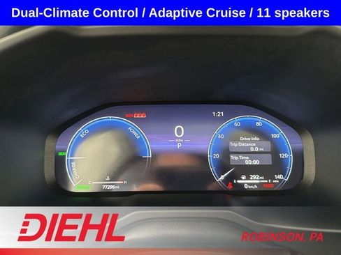 Used 2025 Toyota RAV4 Limited AWD/4WD image 31