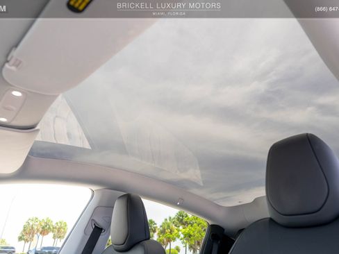 Used 2026 Tesla Model Y Long Range AWD/4WD image 22